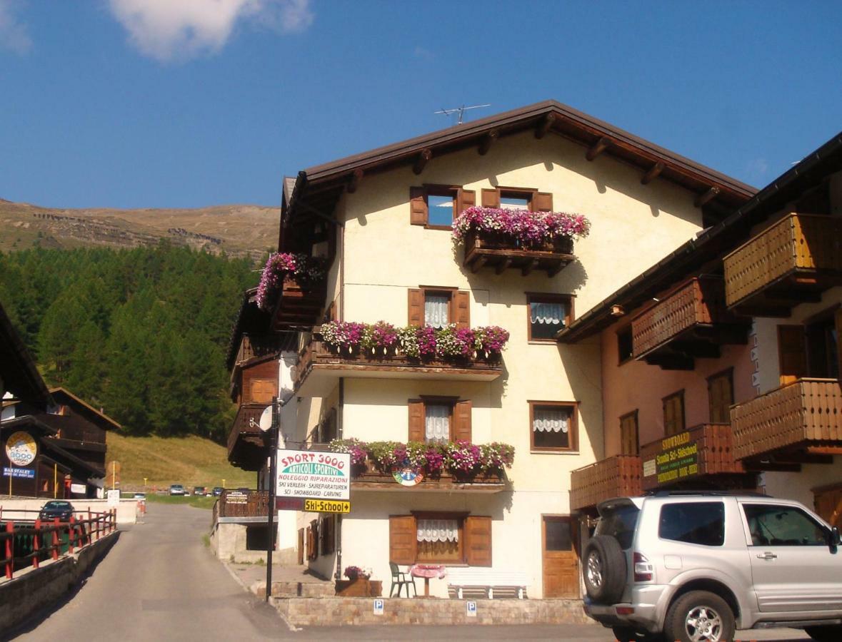 Appartamenti Sport 3000 Livigno Bagian luar foto