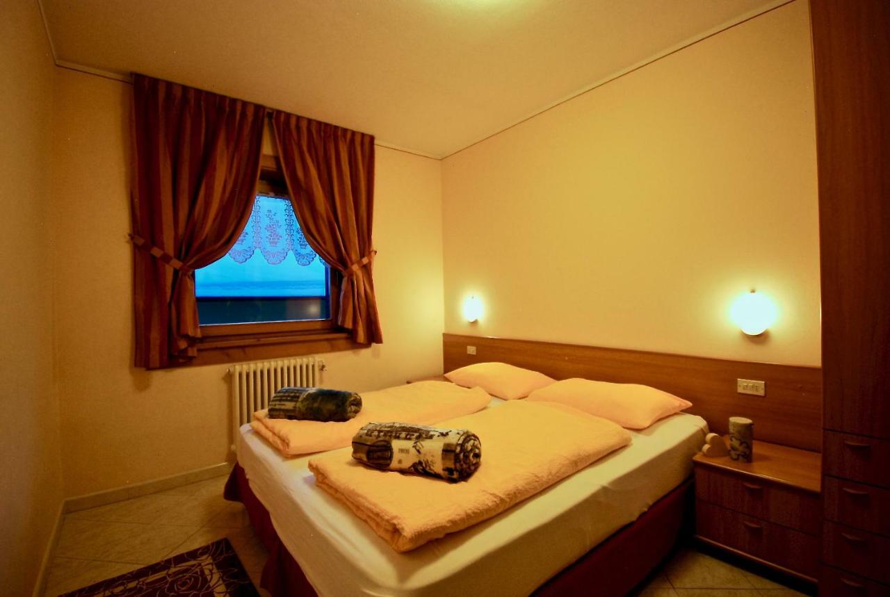 Appartamenti Sport 3000 Livigno Bagian luar foto